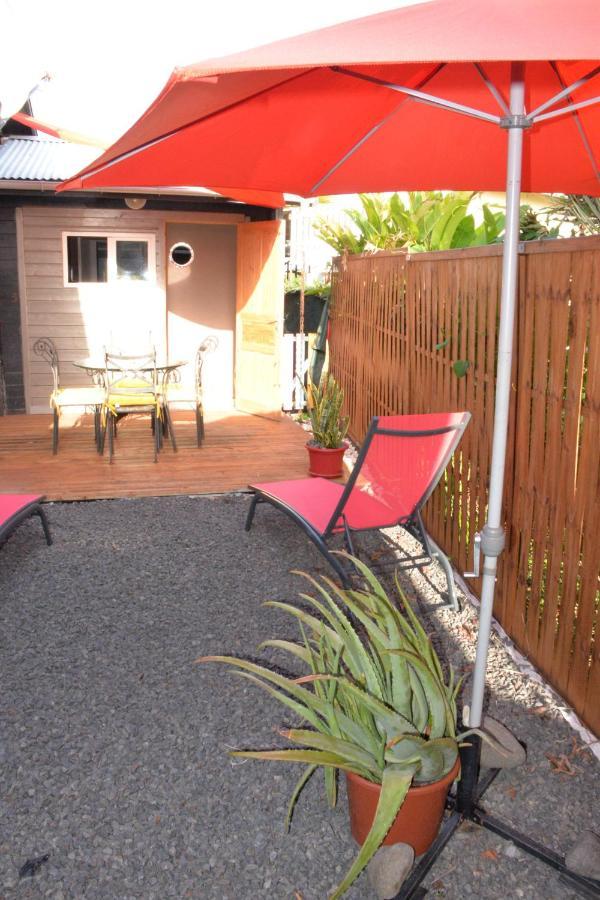 Bungalow La Perle - Jacuzzi - Piscine Saint-Francois  Exterior foto